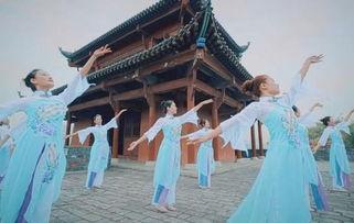 成人舞剧目入门版视频,跟随成人舞剧目视频，开启舞蹈之旅