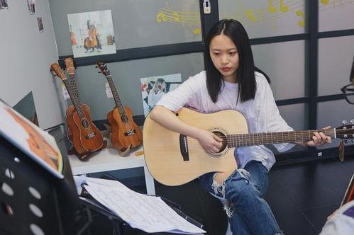 成人吉他免费体验视频,免费吉他体验视频带你开启音乐之旅
